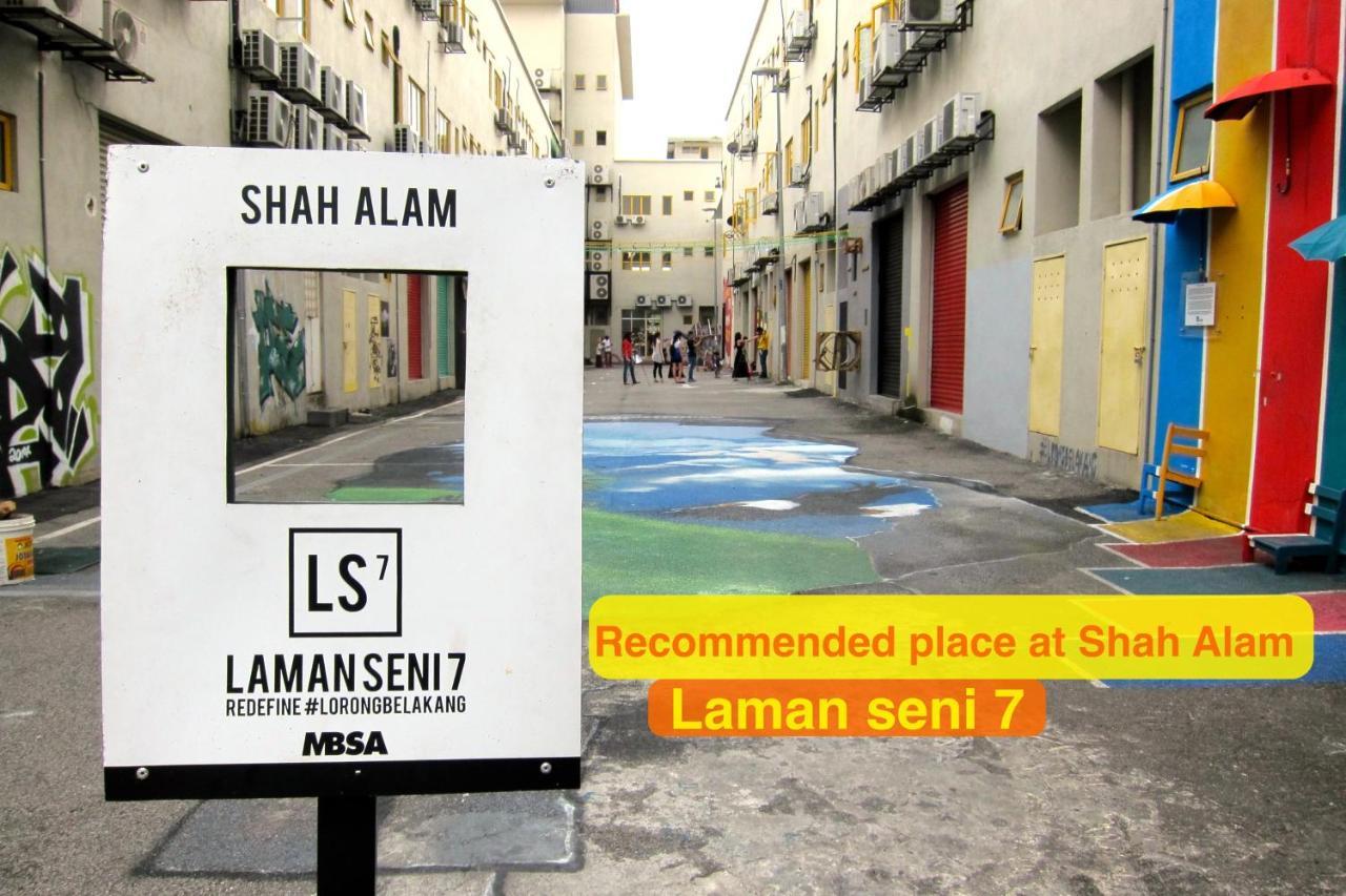 Sinar Rasa Homestay At I-Soho, I-City Σαχ Αλάμ Εξωτερικό φωτογραφία A signboard of the recommended place at Shah Alam.