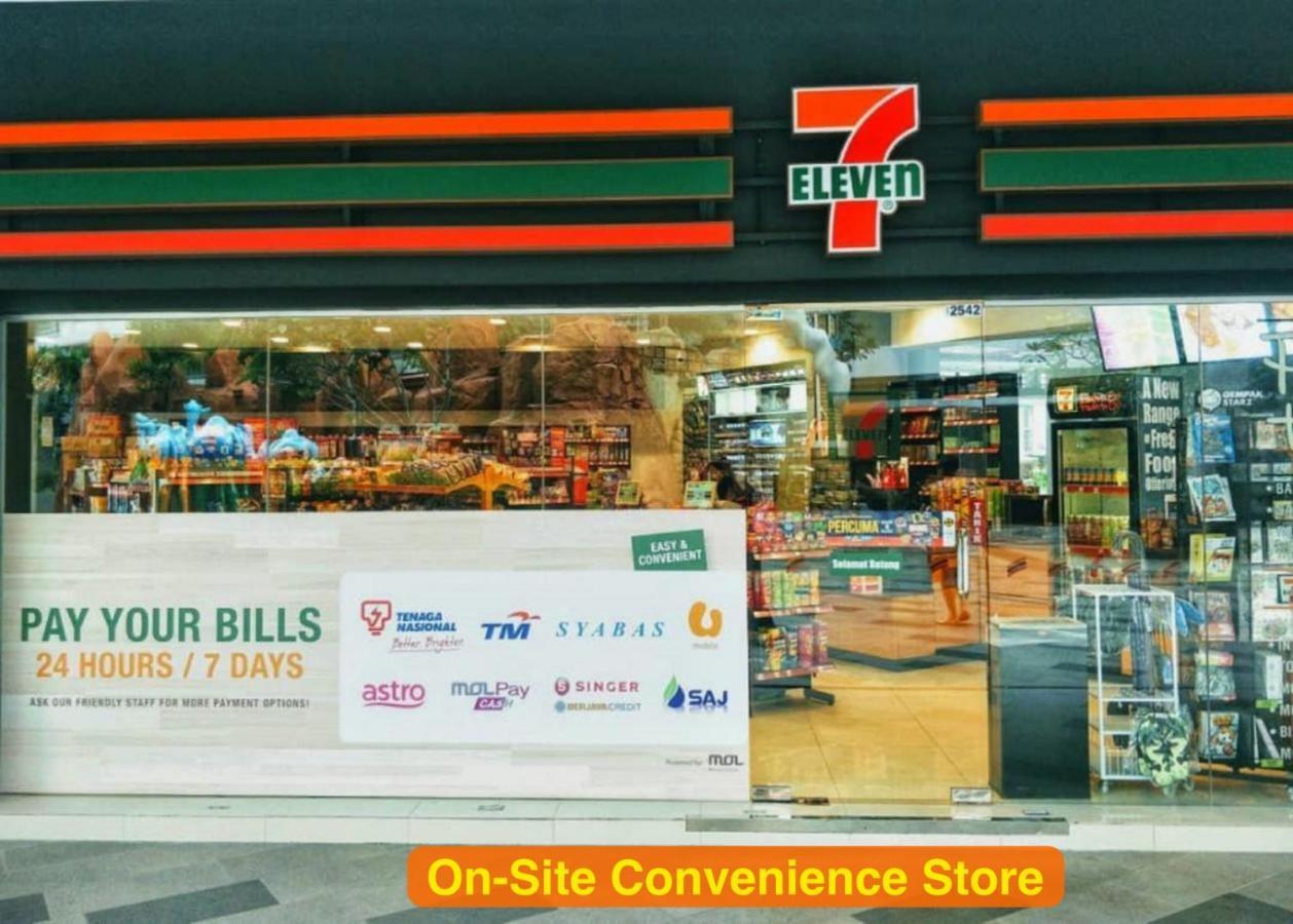 Sinar Rasa Homestay At I-Soho, I-City Σαχ Αλάμ Εξωτερικό φωτογραφία 7-Eleven On-Site Convenience Store